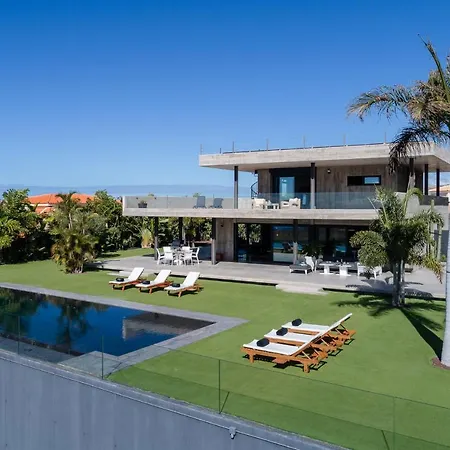 Karat Atelier De La Vega 빌라 *