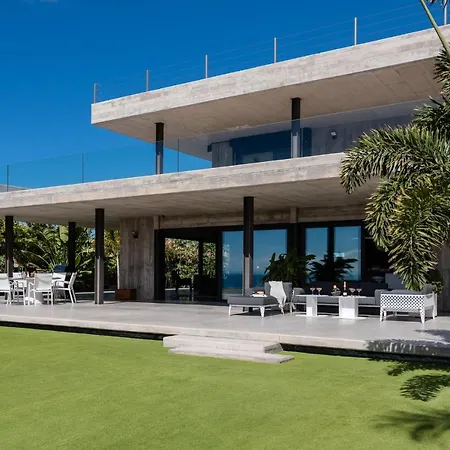 Vila Karat Atelier De La Vega